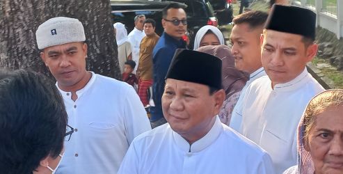 Survei Denny JA: Elektabilitas Prabowo Melonjak Dalam Setahun, Ganjar ...